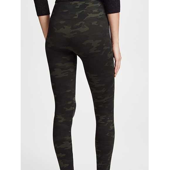 SPANX Layce green camo printed legging - Picture 11 of 12